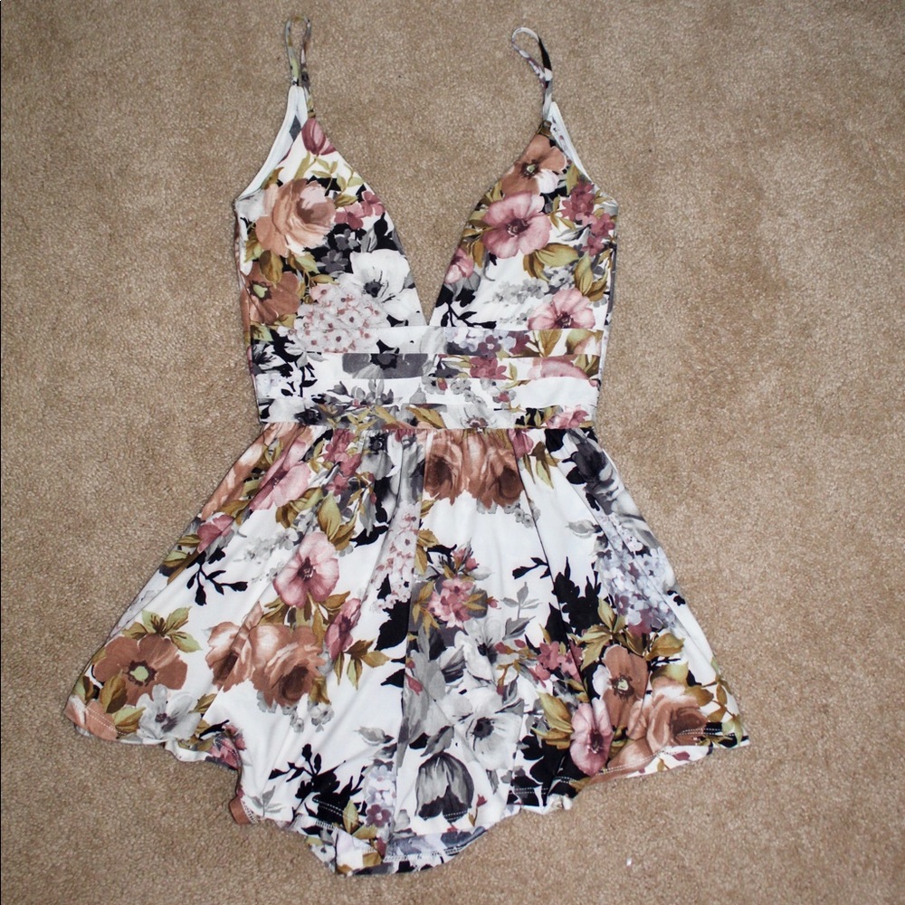 Windsor sexy floral romper S